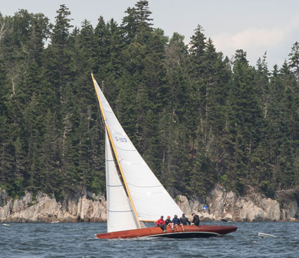 Bijou II, a 1972 30 square meter — winner of Classic B